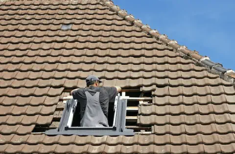 Pose de velux - Parigné